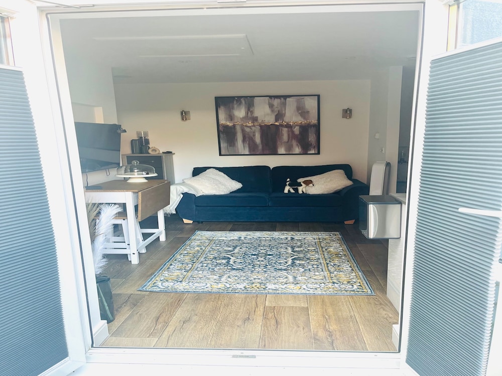Apartment photo 3