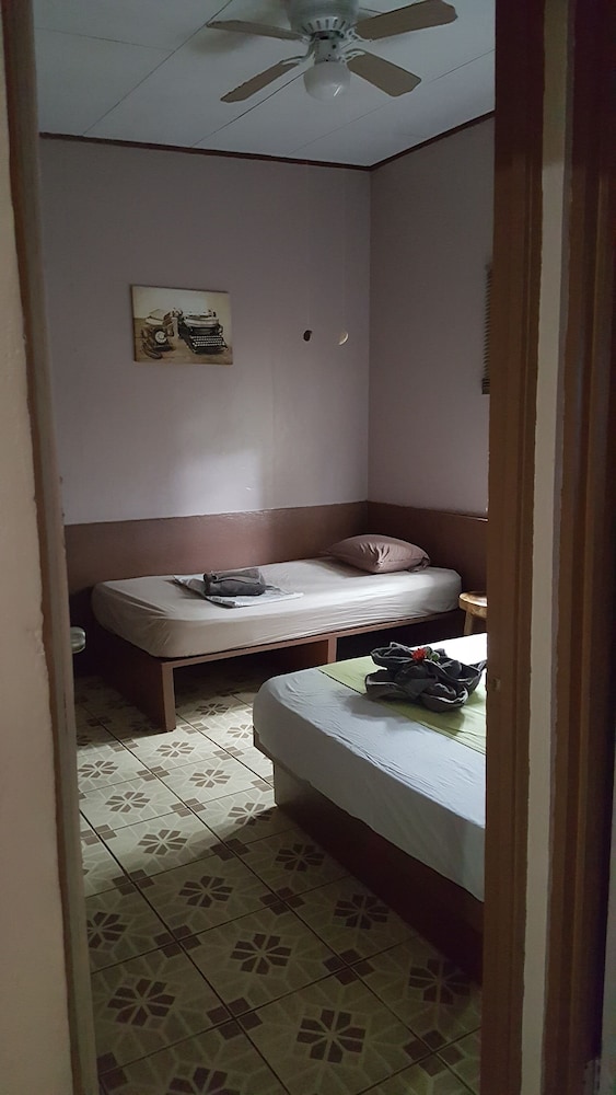 Apartment, 2 Bedrooms, Kitchen, Garden Area
