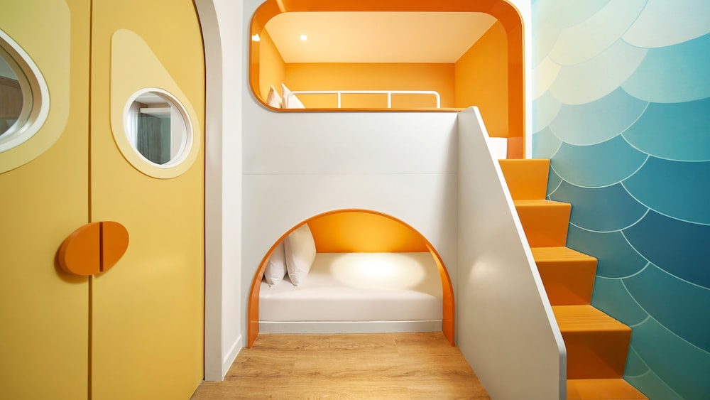 Family Suite, Multiple Beds (Forest View) - Photo 5