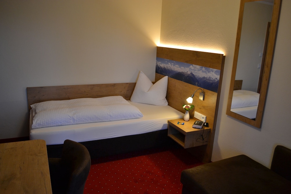 Single Room photo 1