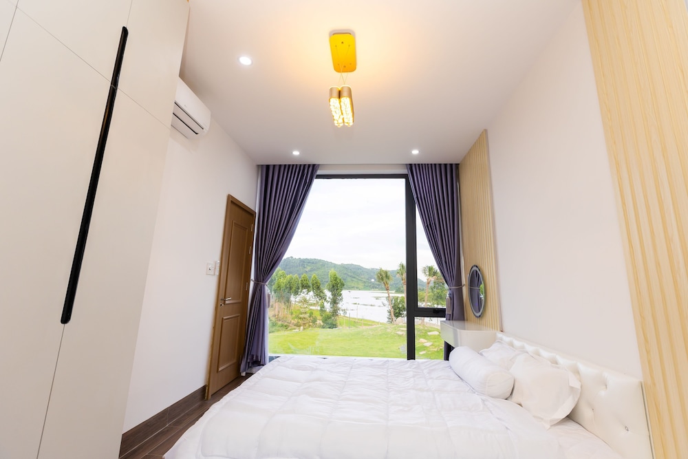 Deluxe Double Room, Garden View photo 2
