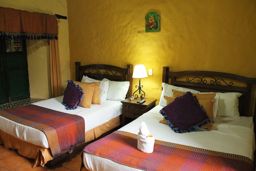 Classic Double Room, 2 Double Beds, Non Smoking photo 3