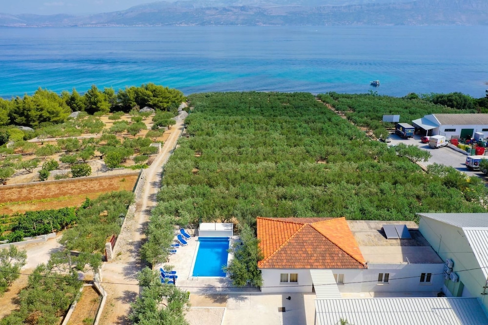 House, Sea View