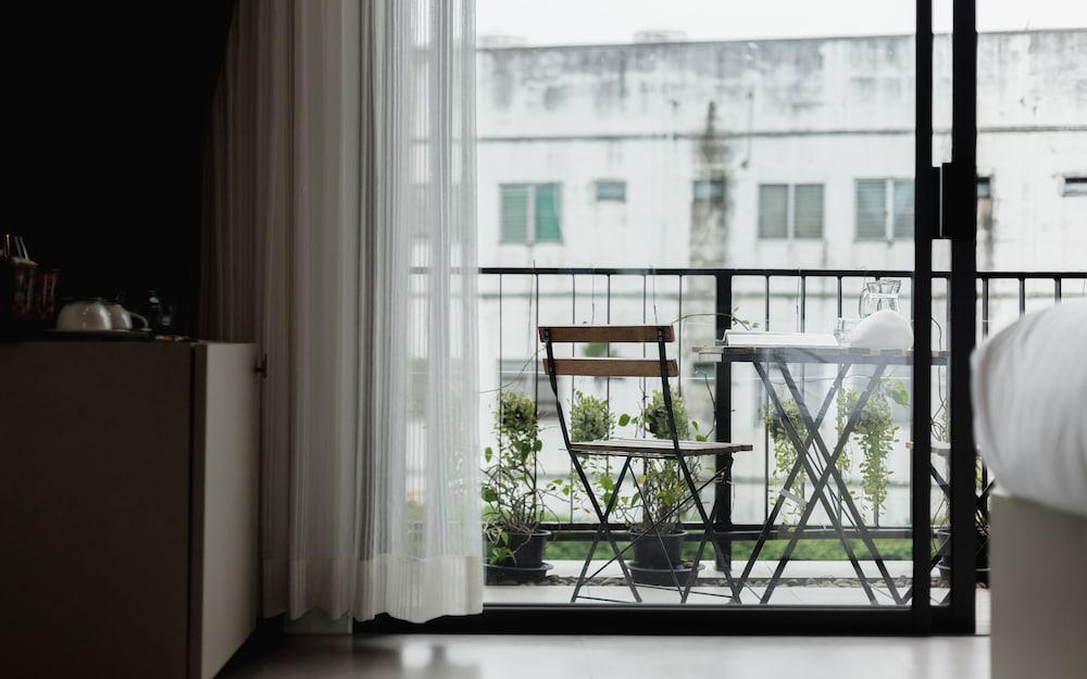 Double Room, 1 King Bed, Balcony - Photo 16