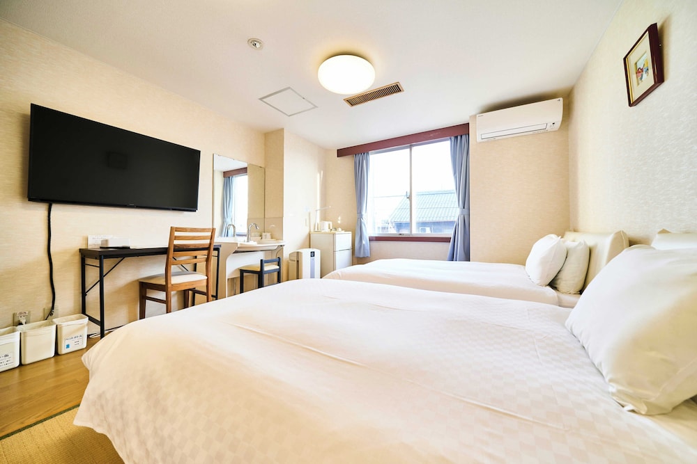 Japanese-Western style twin room S photo 3