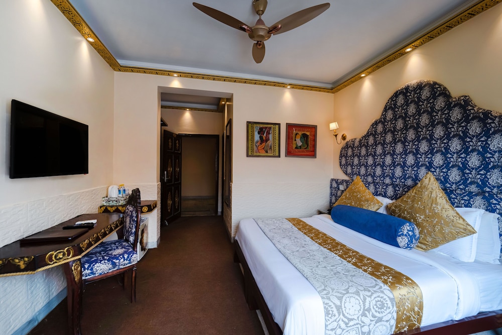 Deluxe Room - Photo 4