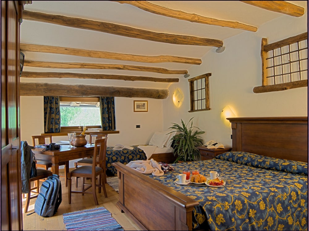 Quadruple Room, Accessible, Garden Area photo 1