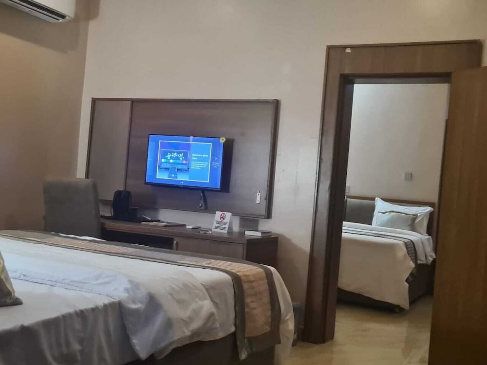 Standard Double Room, Pool View