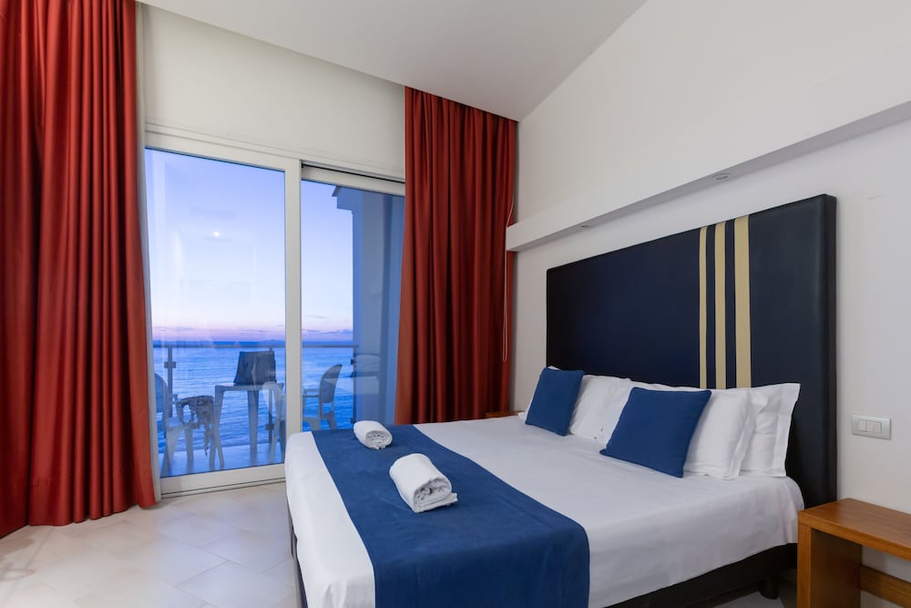 Deluxe Double Room, Sea View