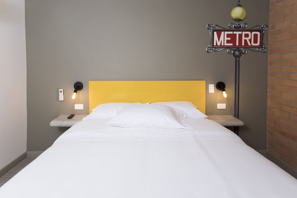Standard Double Room, 1 Queen Bed