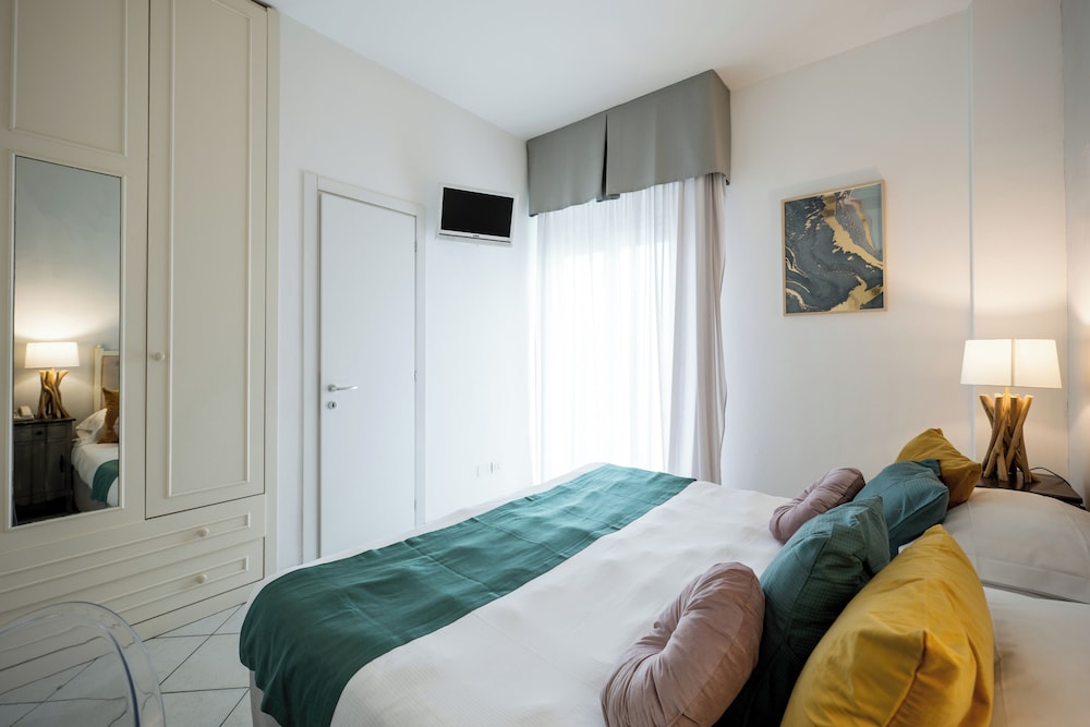 Standard Double Room, Sea View - Photo 2