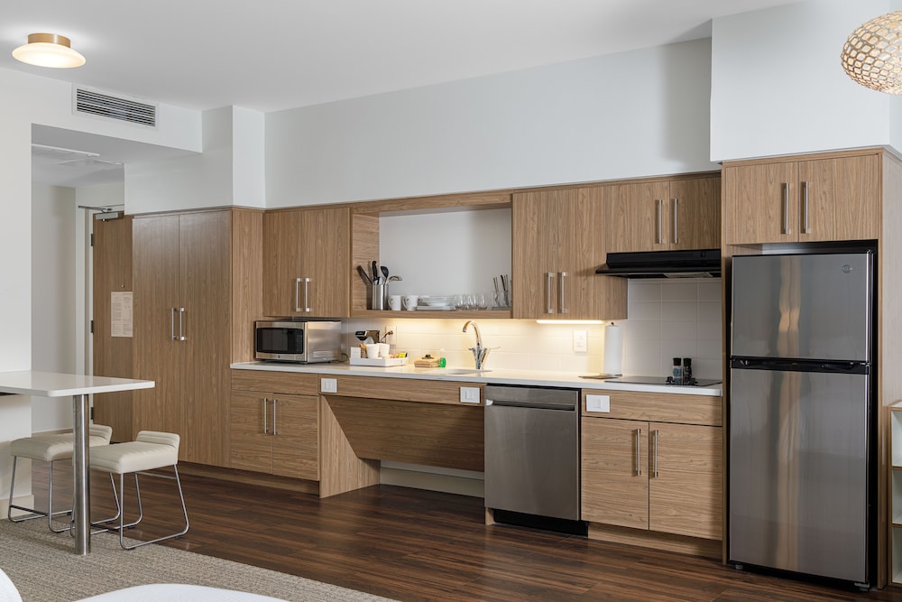 Studio, Multiple Beds - Photo 4