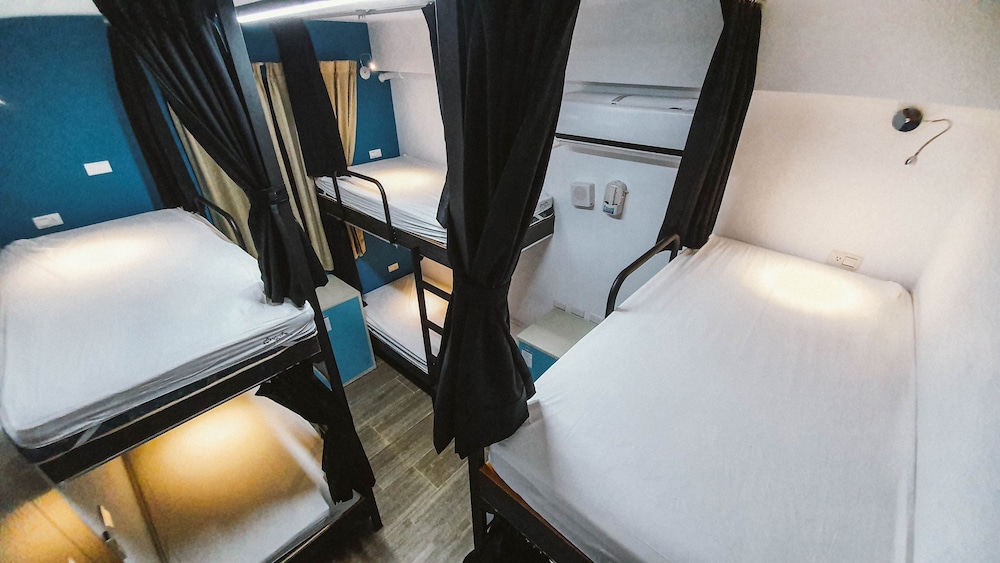 Standard Shared Dormitory (6 People, No Amenities) photo 1
