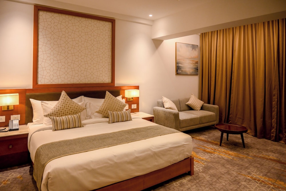 Superior Double Room, City View - Photo 5