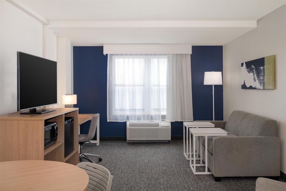Suite, 2 Queen Beds - Photo 1