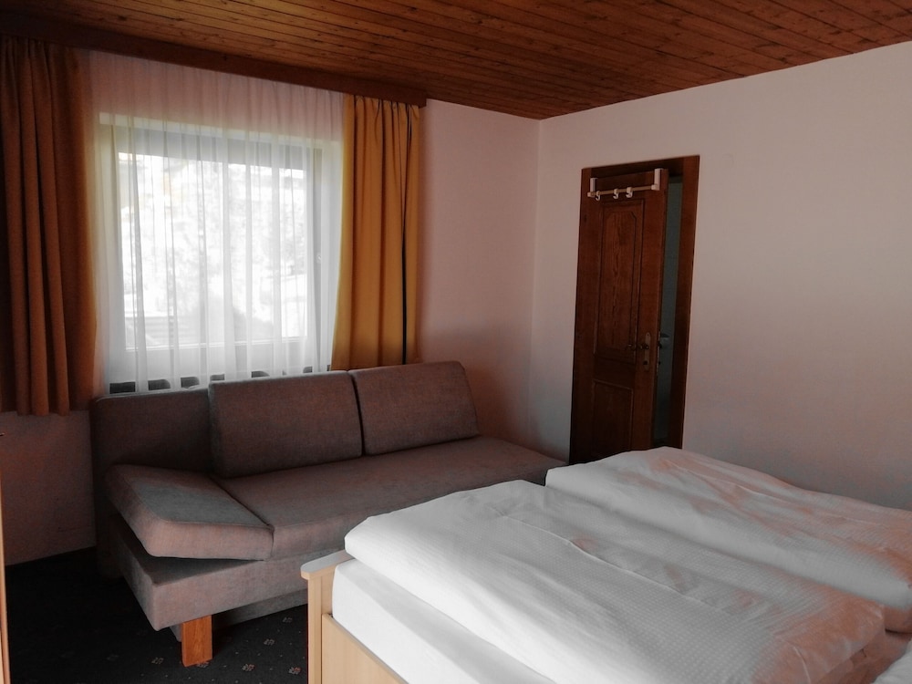 Apartment, 2 Bedrooms, Balcony, Mountain View (Typ D) photo 3