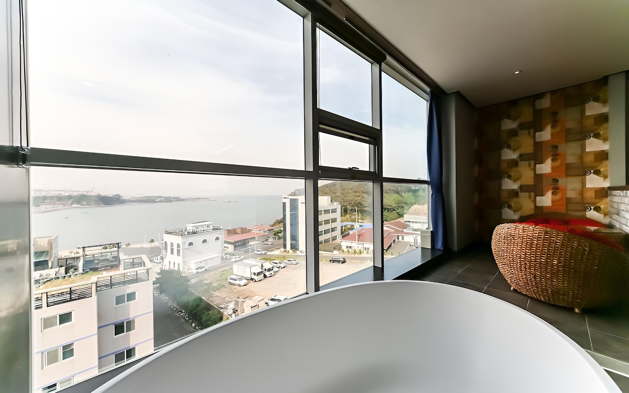 Room (VIP Ocean View Twin) - Photo 6