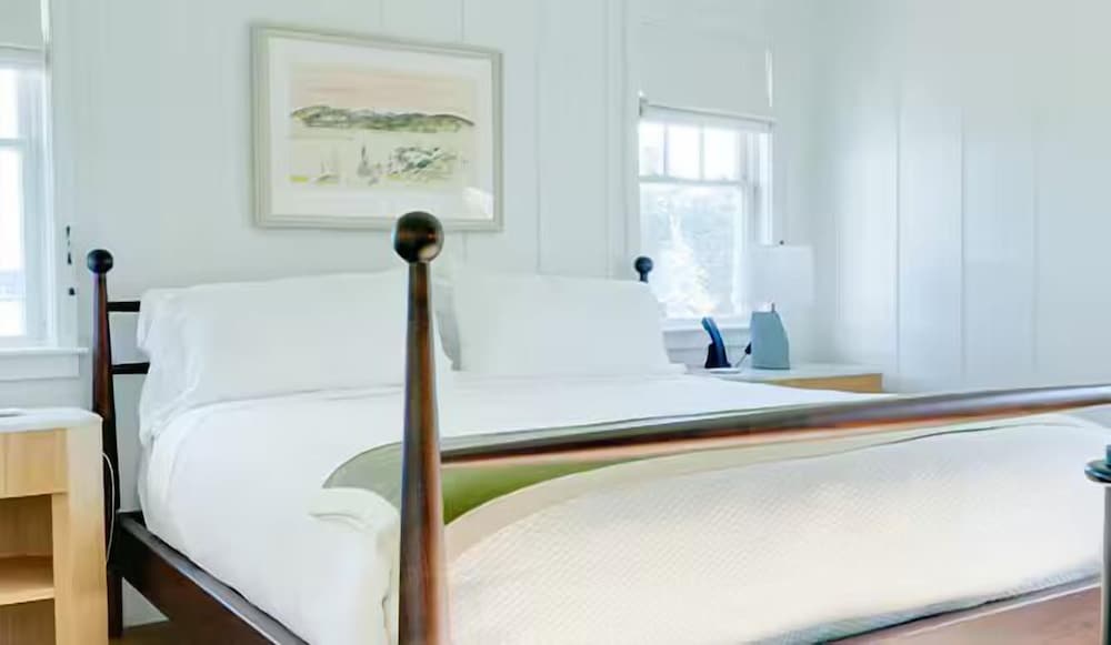 Comfort Suite photo 1