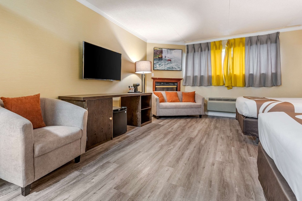 Room, Multiple Beds, Non Smoking - Photo 3