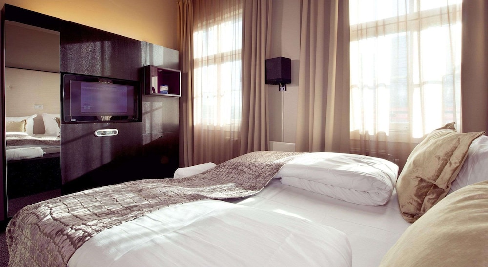 Deluxe Room, 1 Queen Bed