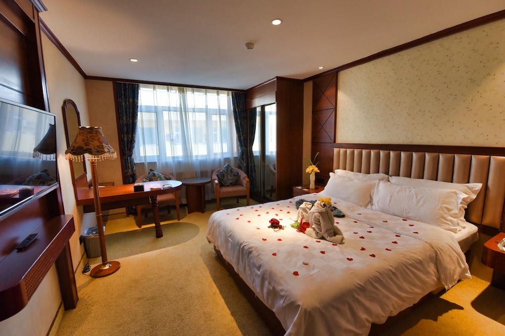 Deluxe Double Room photo 3