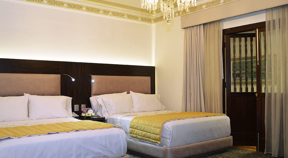 Suite photo 1