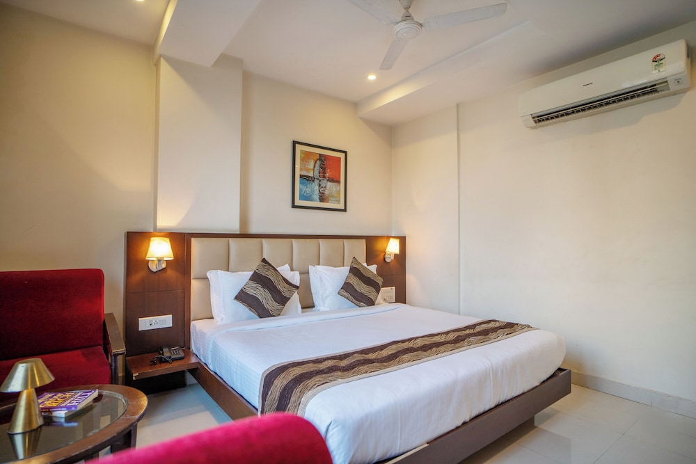 Deluxe Room - Photo 1