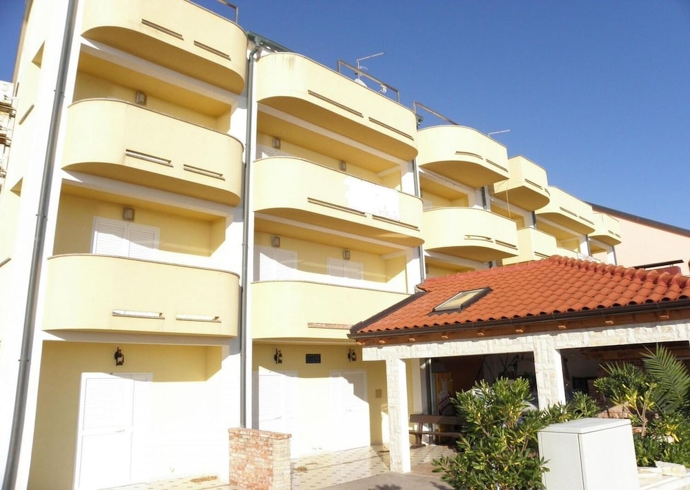 Apartment (Super - 50 m from pebble beach - A7 G) photo 3