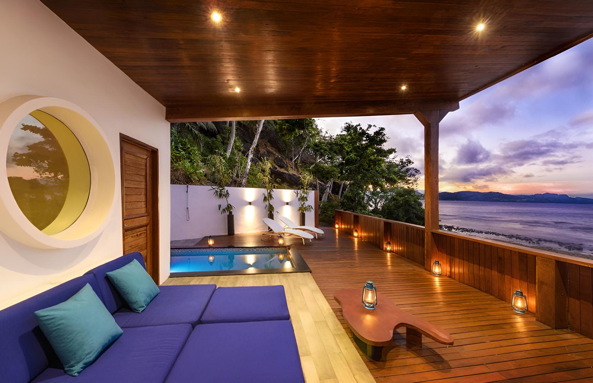 Oceanfront Retreat photo 3