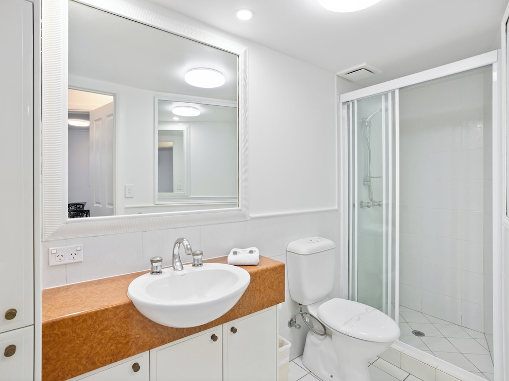 1 Bedroom Apartment - Photo 3
