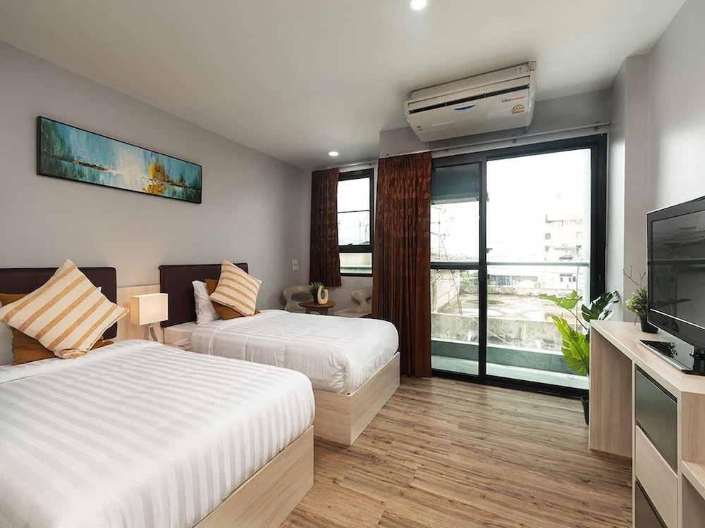 Deluxe Twin Room - Photo 1