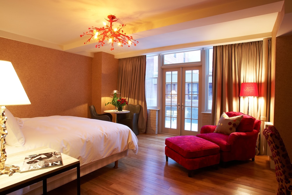 Deluxe Room, 1 King Bed (Spa, Pool, Gym - Woman Only)