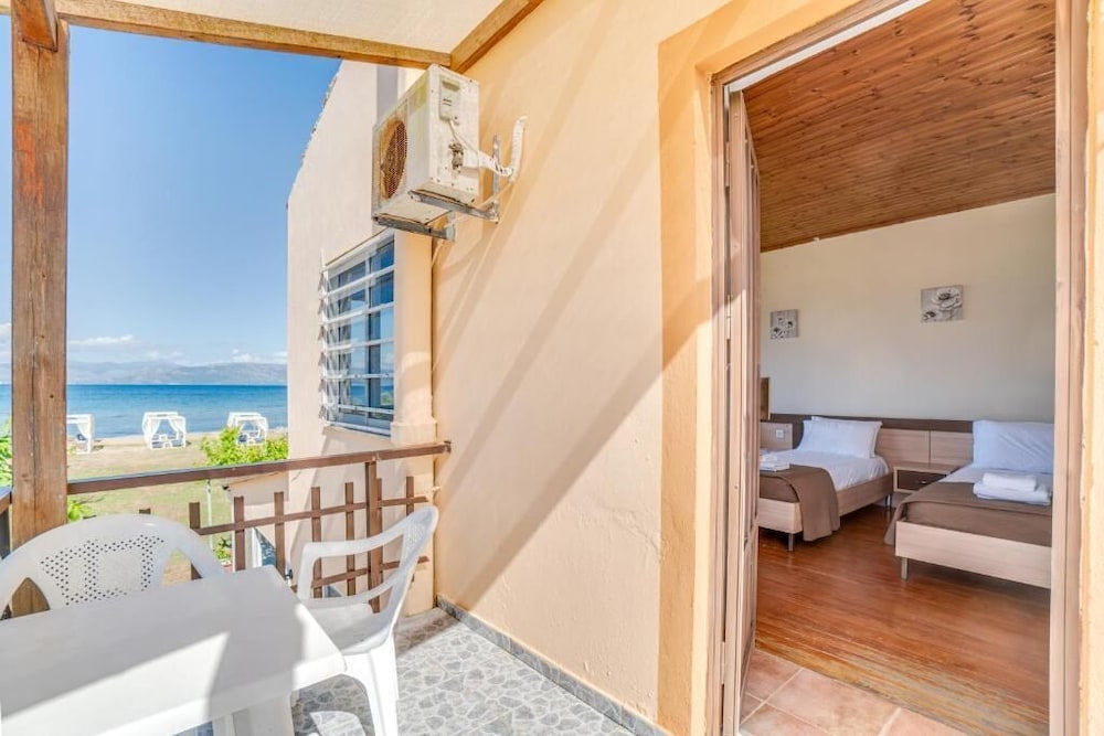 Apartment, Multiple Beds, Sea View, Beachside photo 3