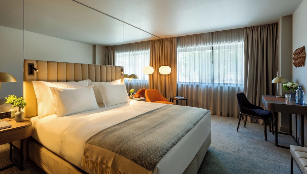 Superior Room, Courtyard View