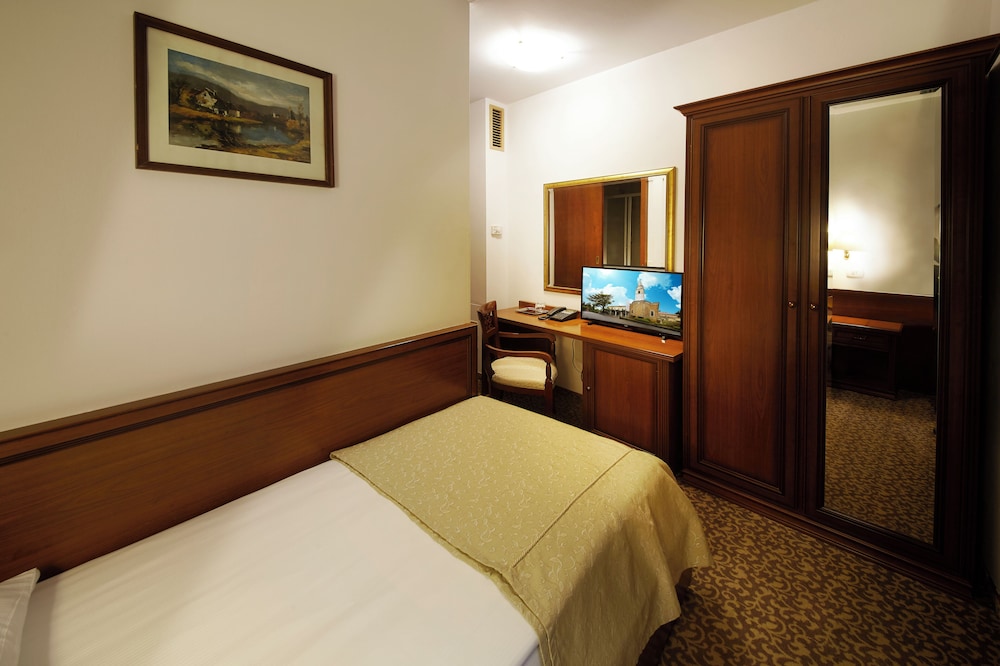Single Room photo 1