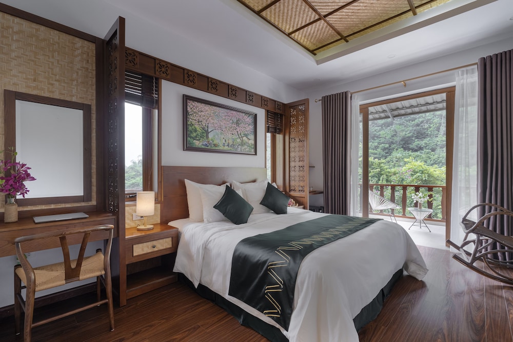 Deluxe Room, Mountain View - Photo 1