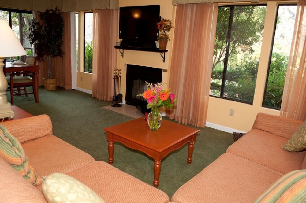 Condo, 1 Bedroom - Photo 9