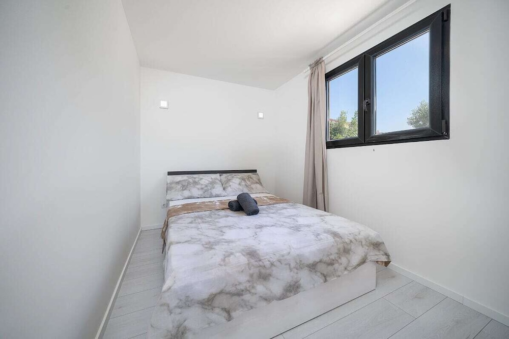 Mobile Home, 2 Bedrooms (Manuella)