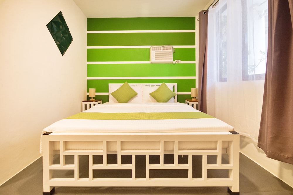 Deluxe Double Room, 1 Queen Bed photo 2