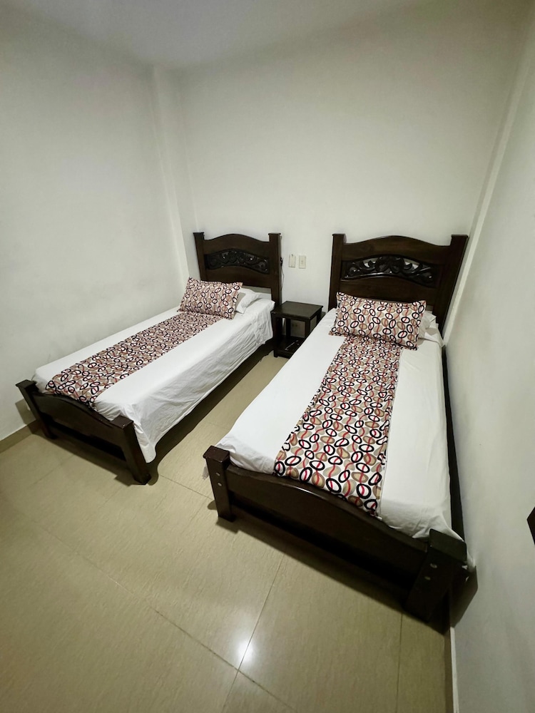 Economy Twin Room