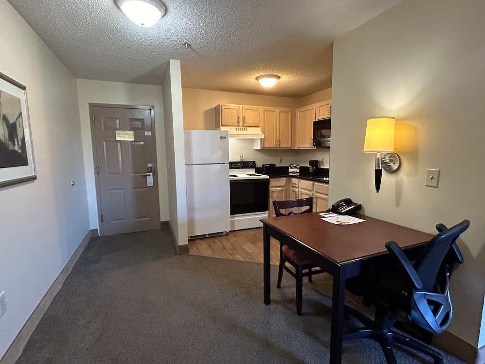 Deluxe Room - Photo 3
