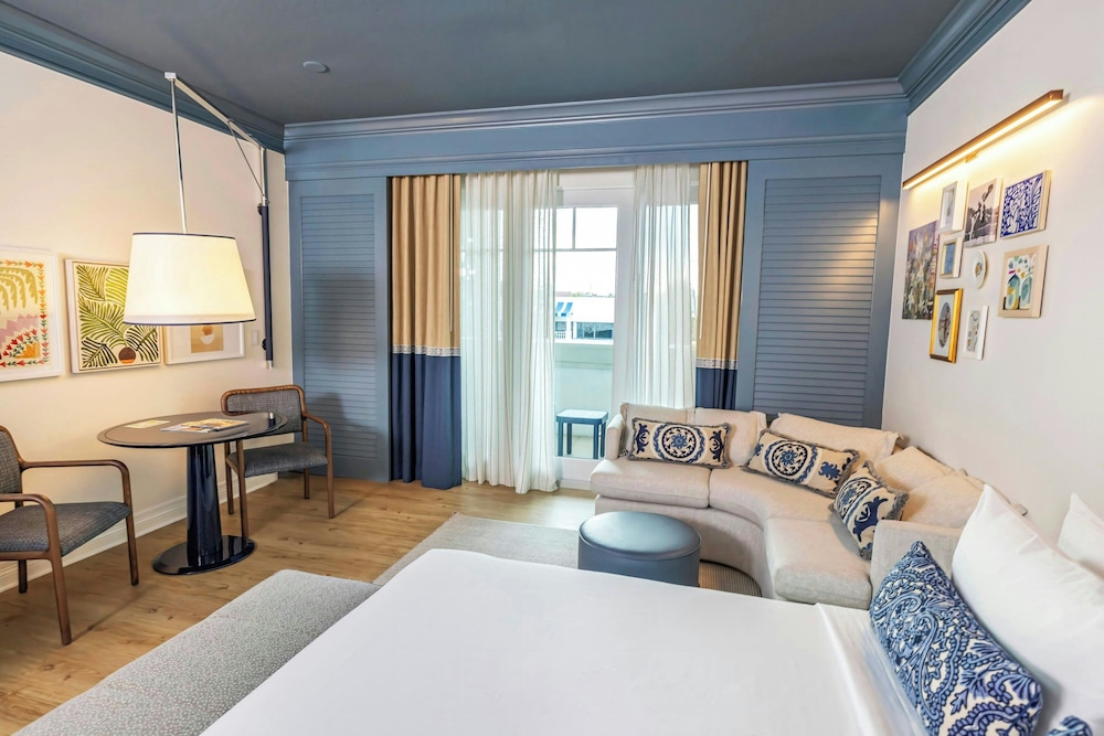 Deluxe Room, 2 Queen Beds, Balcony, City View - Photo 5