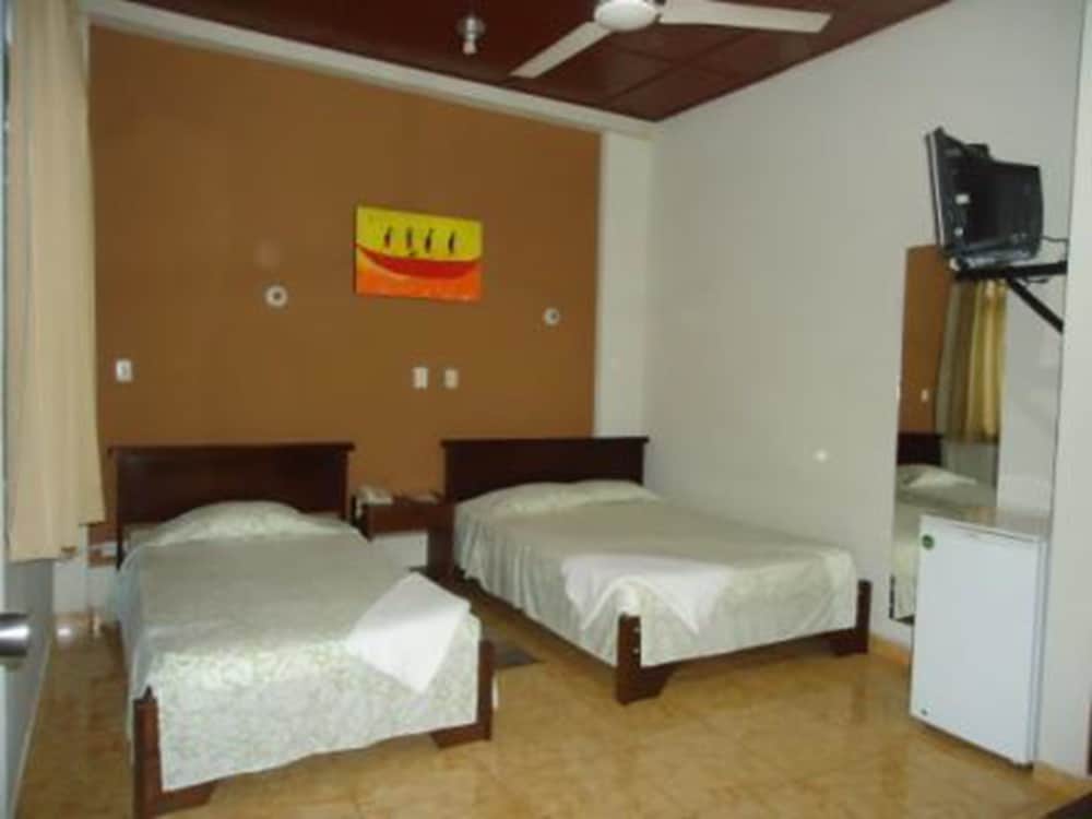 Twin Room, 2 Twin Beds photo 2