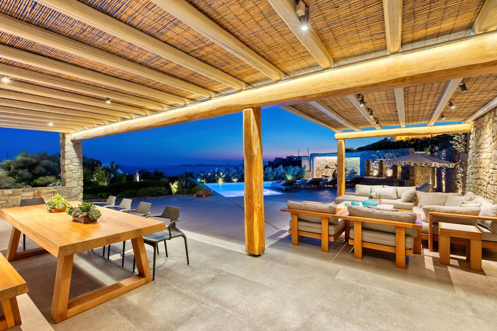 Executive Villa, 5 Bedrooms, Private Heated Pool, Sea View (M Four) - Photo 18