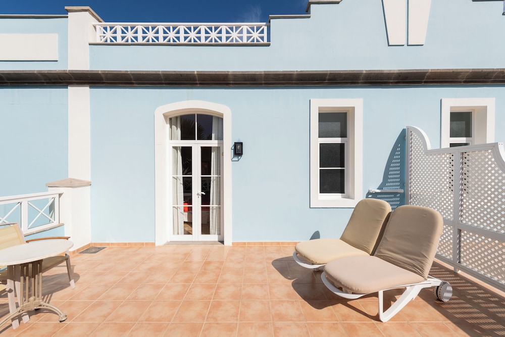 Superior Double Room (1 Adult + 2 Children)