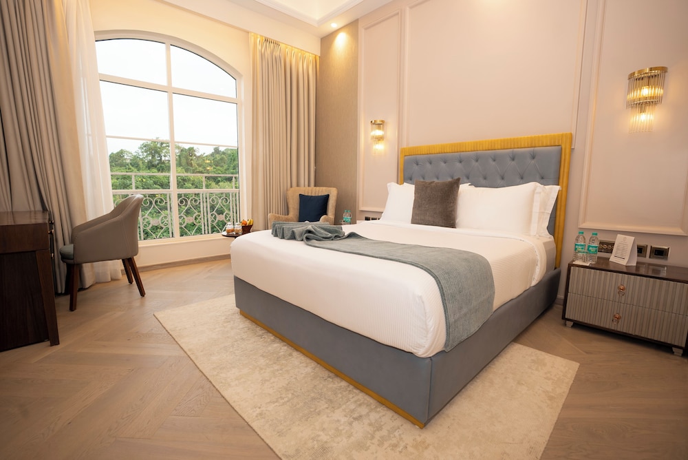 The Serene Room Garden View