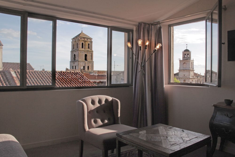 Suite Junior, 1 lit double, vue sur la ville Panoramique photo 1