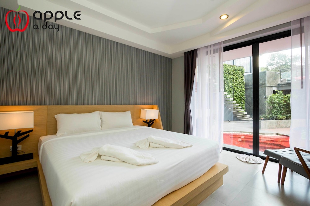 Deluxe Room, 1 Bedroom, Pool Access, Pool View — the supplier's photographs — photo 4