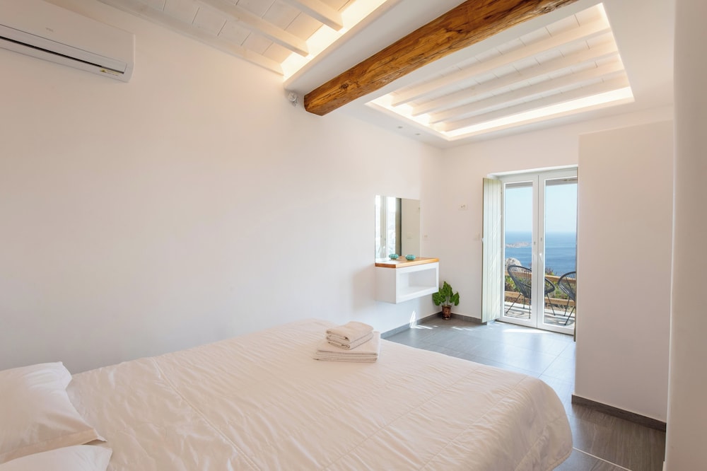 Superior Triple Room, Sea View