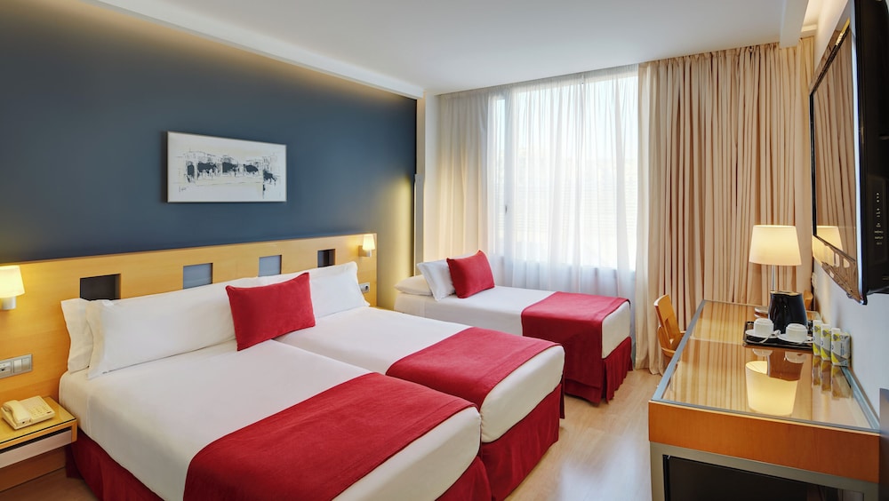 Classic Double Room (with Extra Bed)